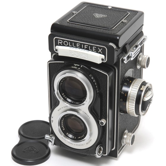 twin-lens reflex